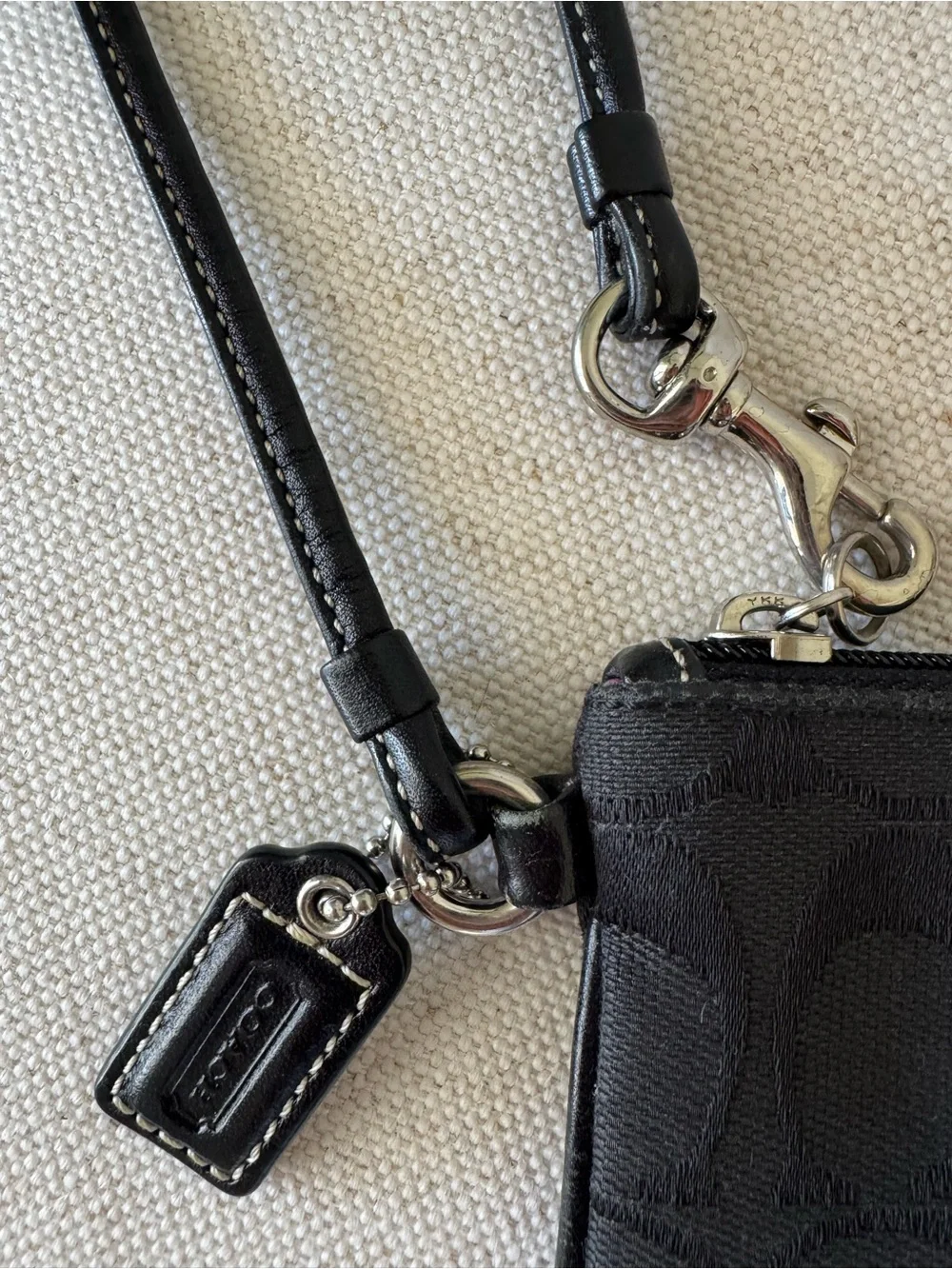 Coach Black Signature Canvas Zip Wristlet And Leather Stripe Women Clutch Wallet